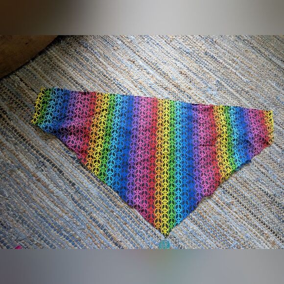 Rainbow Peace Sign Triangle Scarf Bandana Top Festival Pride Love Boho Y2K - Picture 2 of 5